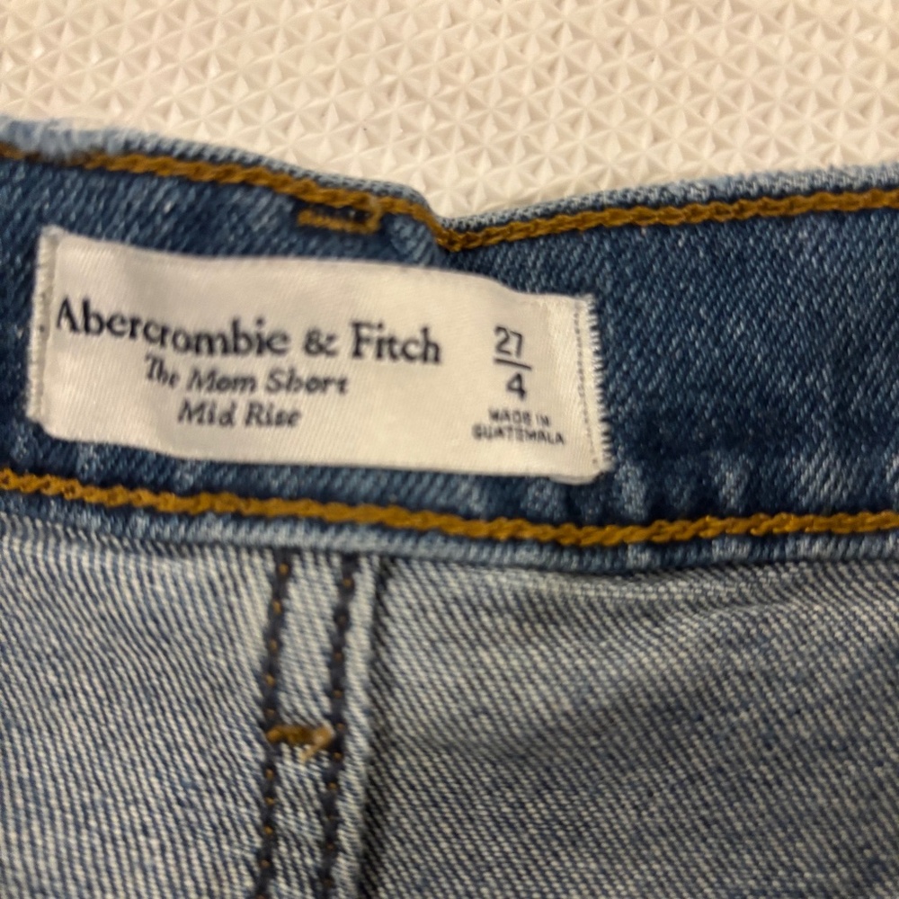 Abercrombie & Fitch Distressed Denim Shorts Sz 27/4 - Picture 3 of 6